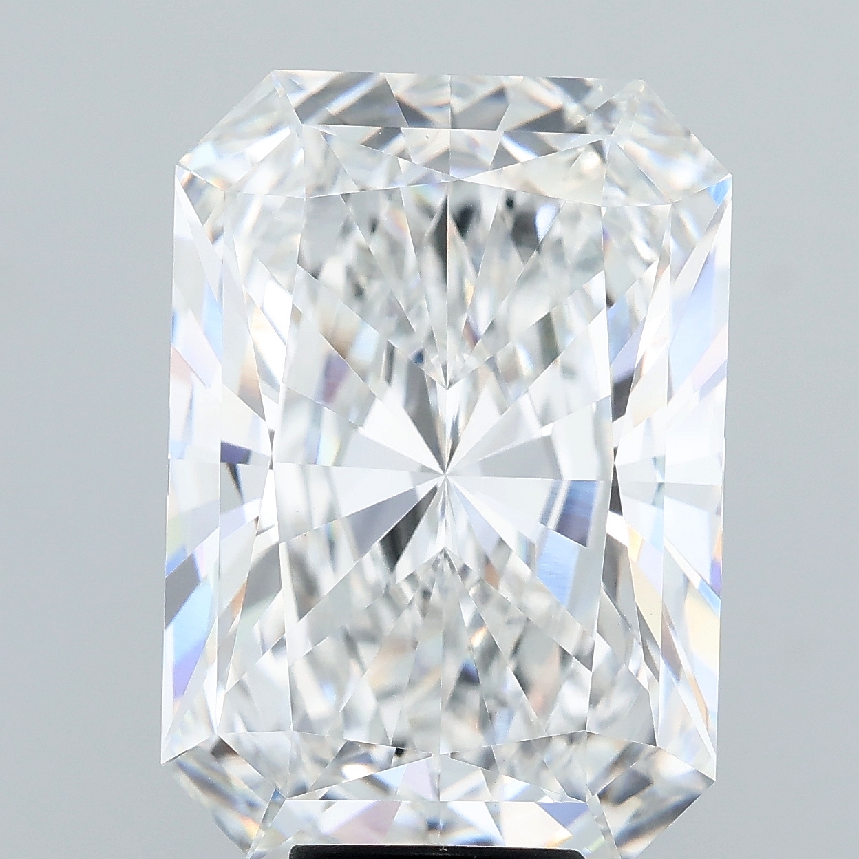 10.27ct Radiant lab grown diamond