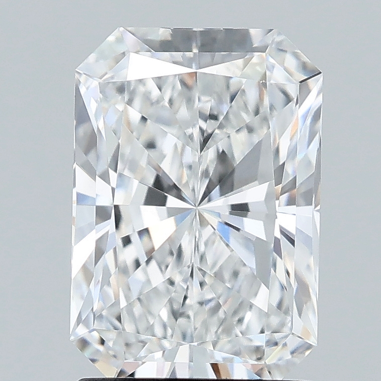 1.61ct Radiant lab grown diamond
