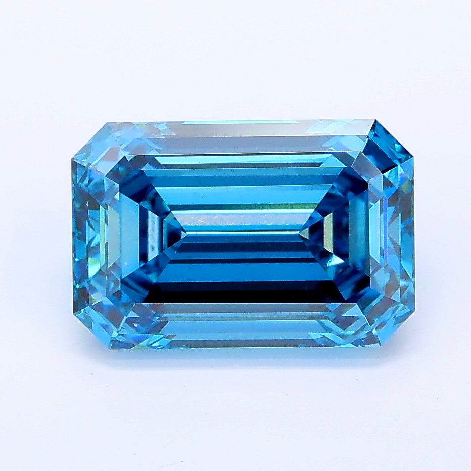3.28ct Emerald lab grown diamond