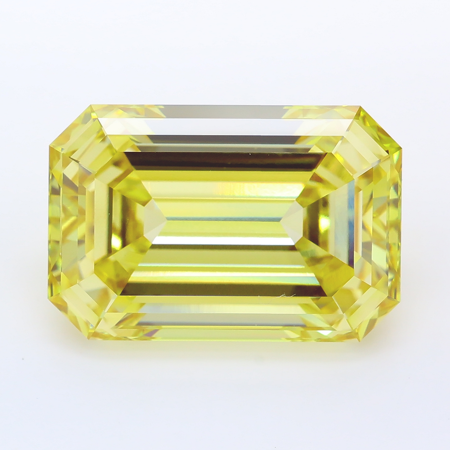 14.04ct Emerald lab grown diamond