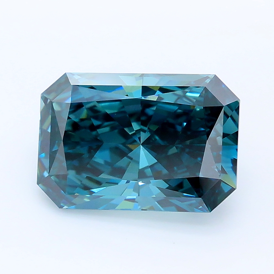2.70ct Radiant lab grown diamond