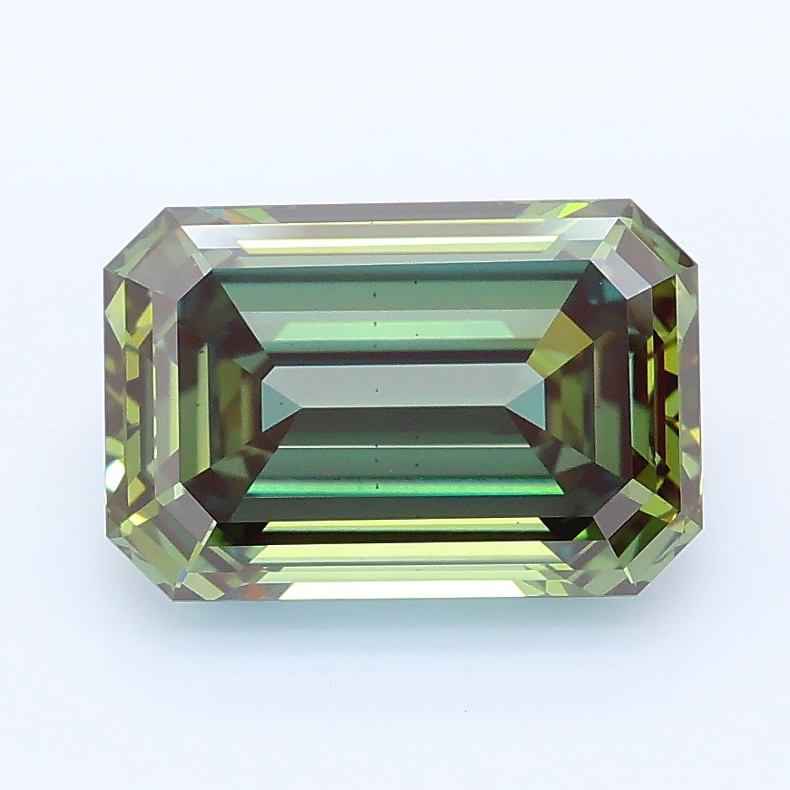 3.09ct Emerald lab grown diamond