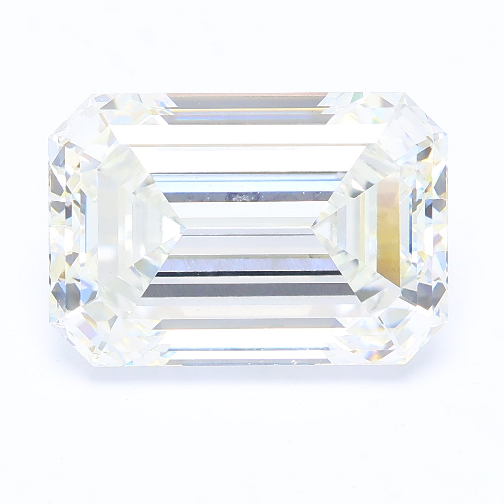 6.05ct Emerald lab grown diamond