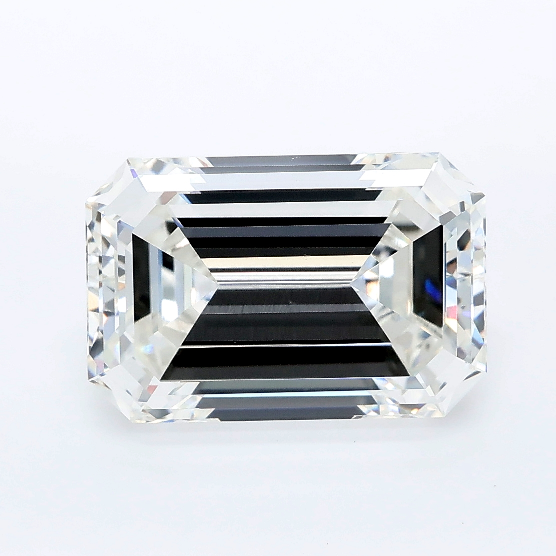 5.58ct Emerald lab grown diamond