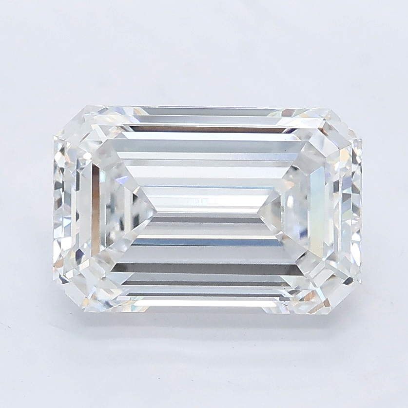2.57ct Emerald lab grown diamond