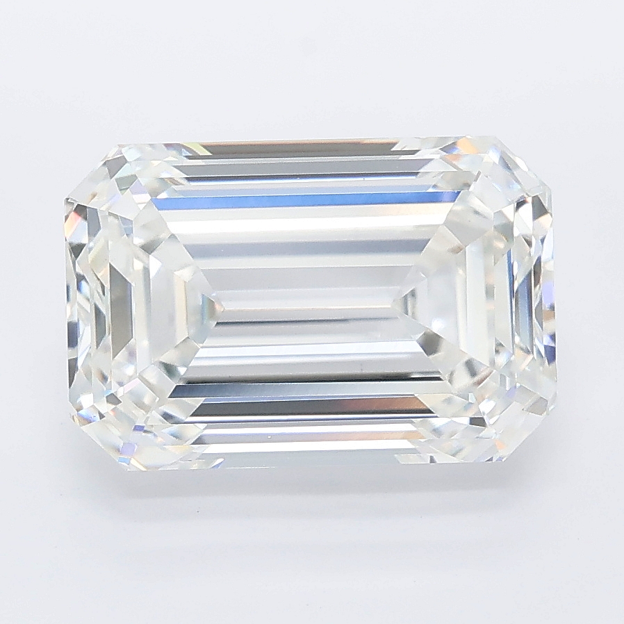 4.55ct Emerald lab grown diamond