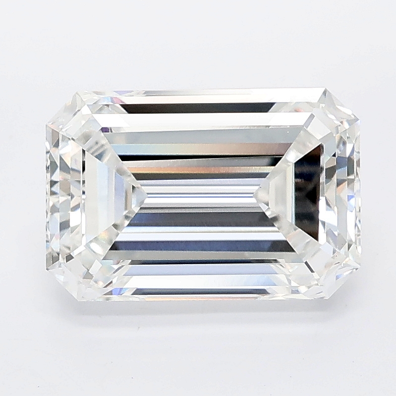 3.24ct Emerald lab grown diamond